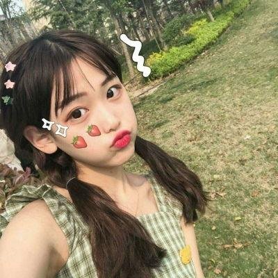 我和他都是新郎。